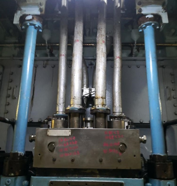 Sulzer 7RTA62 U-B Fuel Pump Block Overhaul